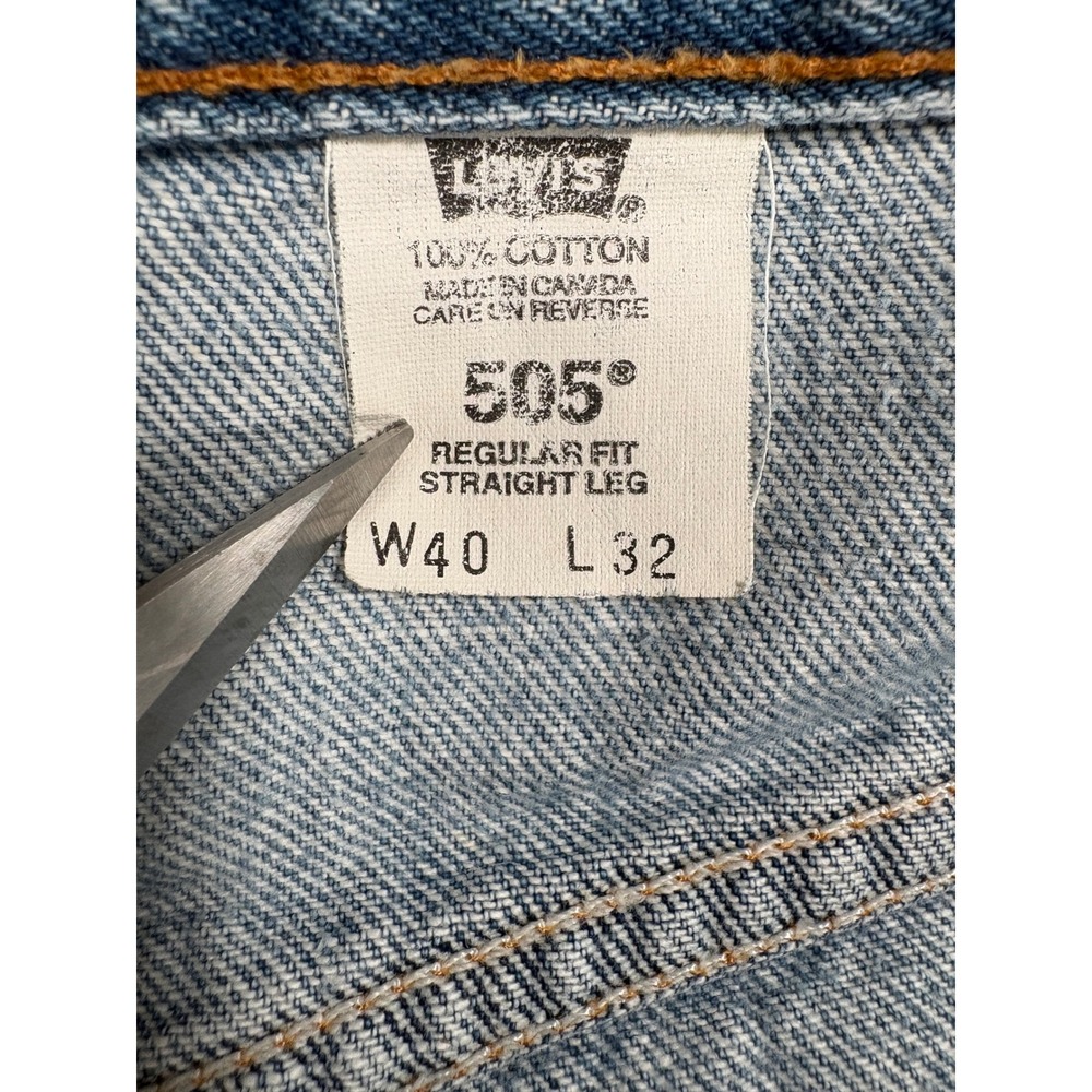 Vintage Levis 505 Regular Fit Straight Leg Jeans Light Wash Denim 40x32 Canada - Picture 4 of 11